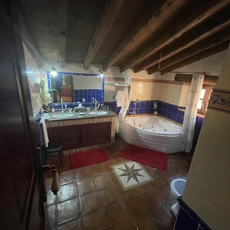 Мини-отель Cantaros 3*