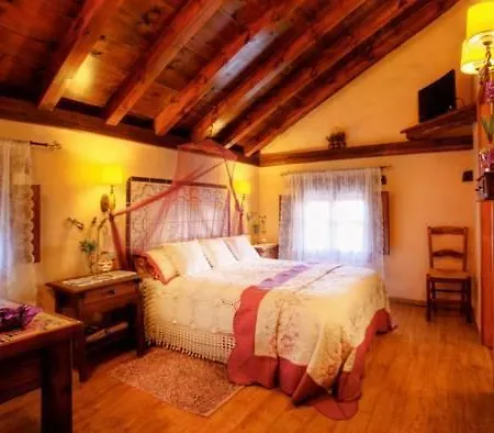 Мини-отель Cantaros 3*